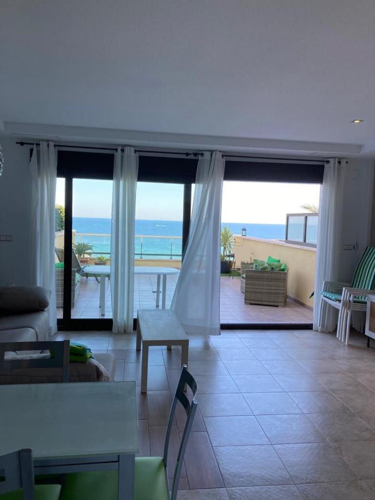 Bungalow En Primera Linea Del Mar Arenales del Sol Exterior photo